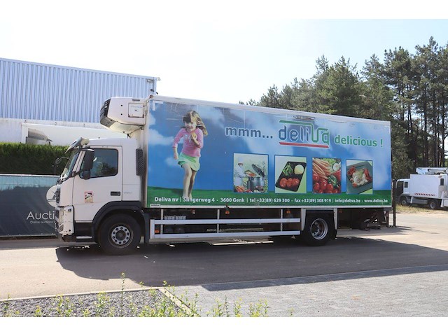 Bakwagen vrachtwagen volvo fm330 frigo diesel 2011 - afbeelding 1 van  1