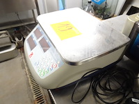 Balance, merk ohaus type: ra-111 nummer: ra006/50-6em max: nce, merk ohaus type: ra-111 artikelnr.: ra006/50-6 merk ohaus type: ra-111 nummer: rbmarqa ype: ra-111 nummer: ra006/50-6em max: 15 kg/min 100 - afbeelding 3 van  3