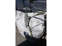 Balans van het stenen puin - afbeelding 1 van  5