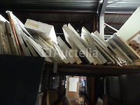 Balans van panelen en houtresten - afbeelding 1 van  11