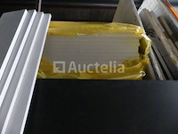 Balans van panelen en houtresten - afbeelding 4 van  11