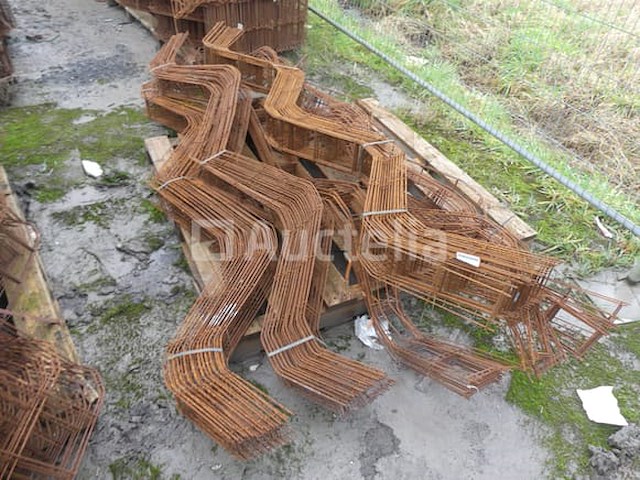 Balans van zigzag betonnen afstandhouders 12 cm - afbeelding 3 van  3