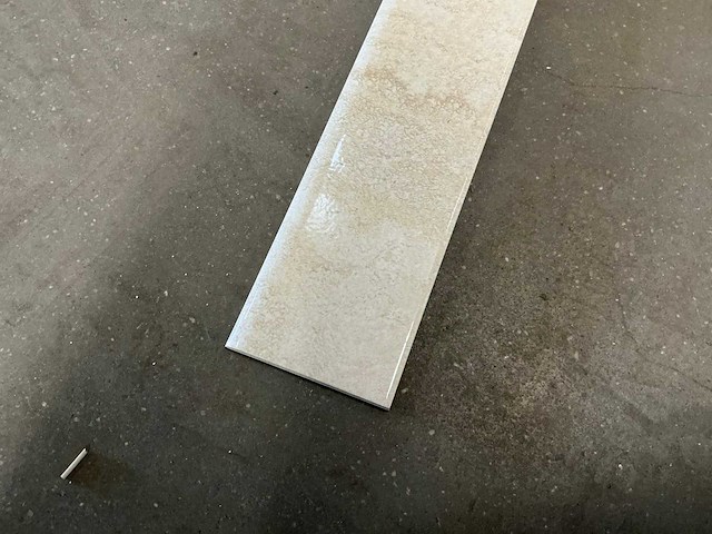 Baldocer rod. reverse travertino plint (8x pallet) - afbeelding 2 van  6