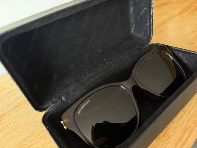 Balenciaga zonnebril - afbeelding 5 van  5