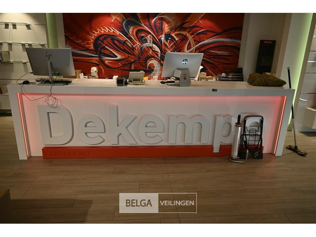 Balie meubel met himacs blad - afbeelding 1 van  4