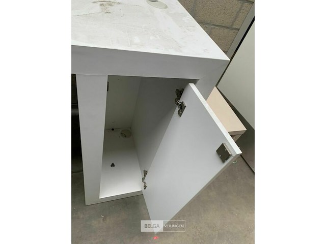 Baliemeubel met opbergvak - afbeelding 3 van  3