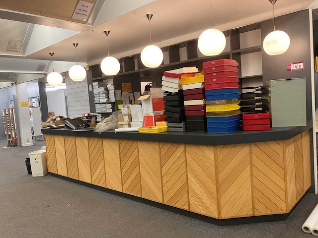 Baliemeubels, bureau meubilair en materiaal - afbeelding 10 van  55