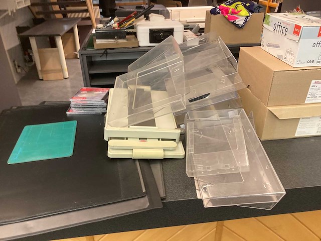 Baliemeubels, bureau meubilair en materiaal - afbeelding 14 van  55