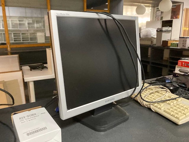 Baliemeubels, bureau meubilair en materiaal - afbeelding 19 van  55