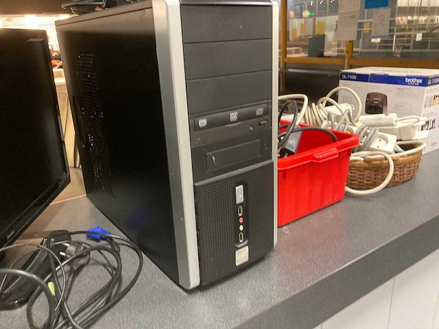 Baliemeubels, bureau meubilair en materiaal - afbeelding 29 van  55