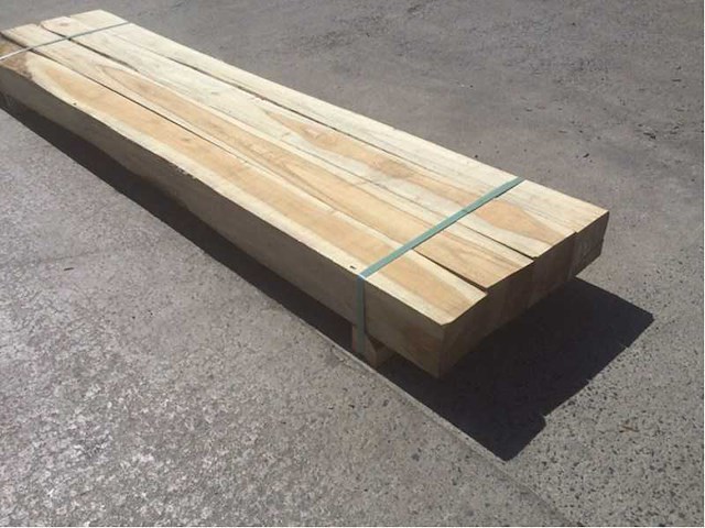 Balk teakhout 2340 x 80 x 80 mm (4x) - afbeelding 1 van  1