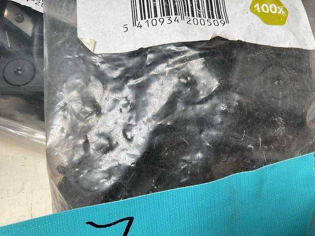 Balkdragers en bevestigingsmaterialen - afbeelding 8 van  10