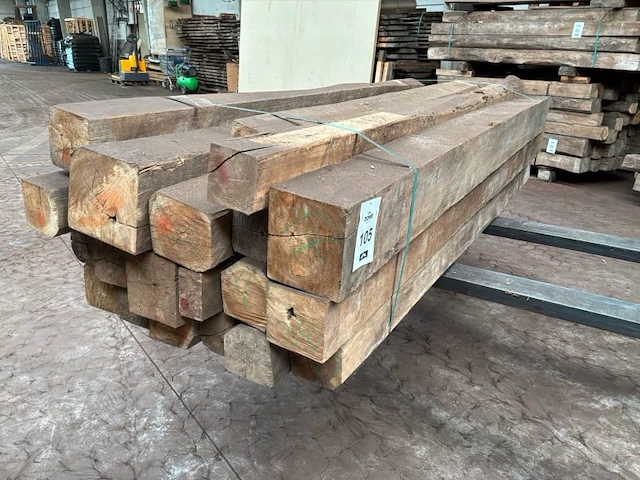 Balken in teak hout (19x) - afbeelding 1 van  5