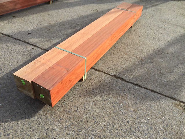 Balken padouck 2750 x 200 x 200 mm ( 2 x ) - afbeelding 1 van  7