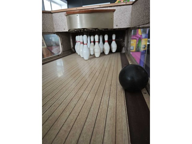 Bally - 1958 - super bowler - bowlingautomaat - afbeelding 16 van  22