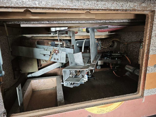 Bally - 1958 - super bowler - bowlingautomaat - afbeelding 17 van  22