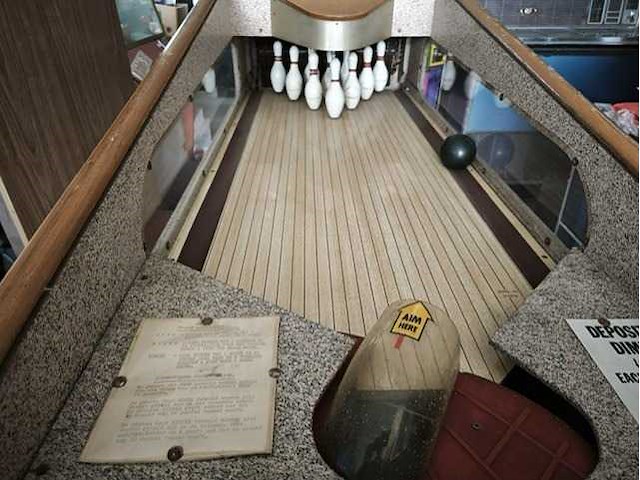 Bally - 1958 - super bowler - bowlingautomaat - afbeelding 18 van  22