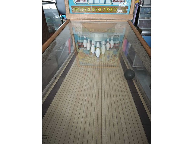 Bally - 1958 - super bowler - bowlingautomaat - afbeelding 8 van  22
