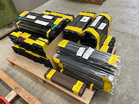 Bally partij geleiders - afbeelding 2 van  4