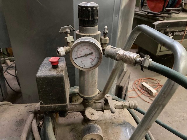 Balma - lt3000 series hp 4 - luchtcompressor - afbeelding 2 van  8