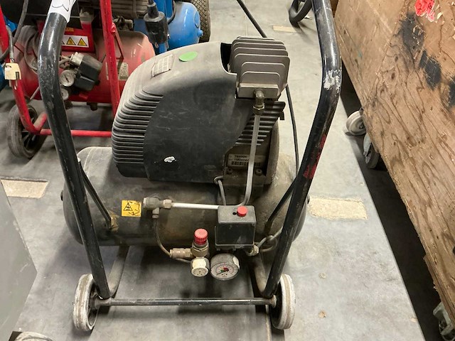 Balma cm 330-8-24wf mobiele compressor - afbeelding 4 van  4