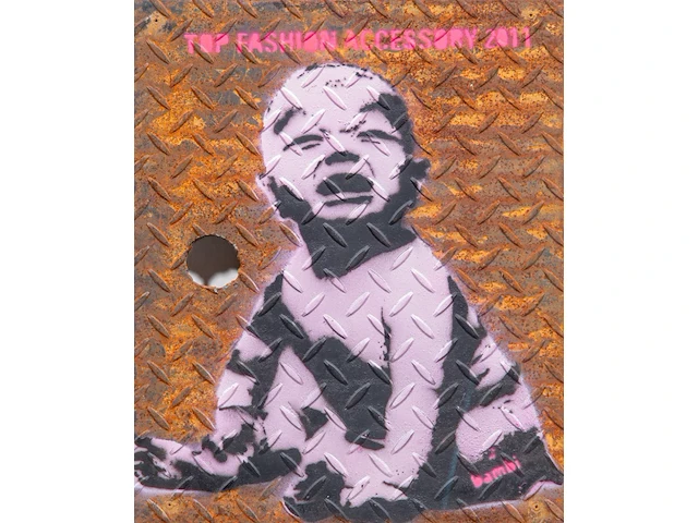 Bambi (ca. 1982), 'top fashion accessory', stencilled acrylic spray on metal 48 x 40 cm. (18.89 x 15 3/4 in.) - afbeelding 1 van  6