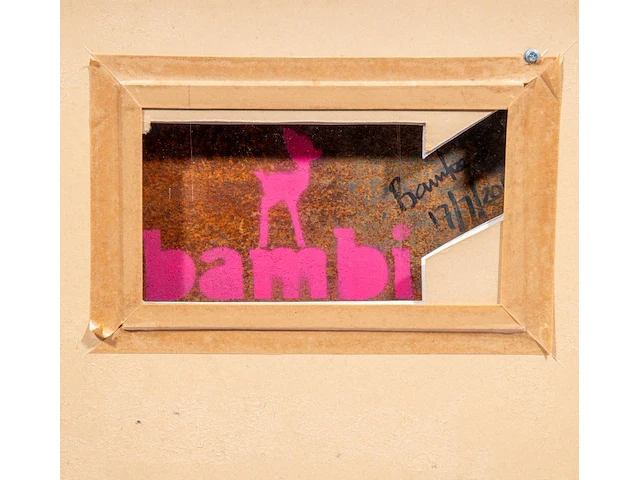 Bambi (ca. 1982), 'top fashion accessory', stencilled acrylic spray on metal 48 x 40 cm. (18.89 x 15 3/4 in.) - afbeelding 6 van  6