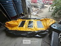 Bananenboot l300 cm - afbeelding 1 van  1