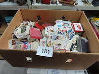 Bananendoos met losse kaarten - afbeelding 1 van  4