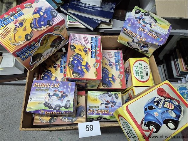 Bananendoos patrol car - afbeelding 1 van  3