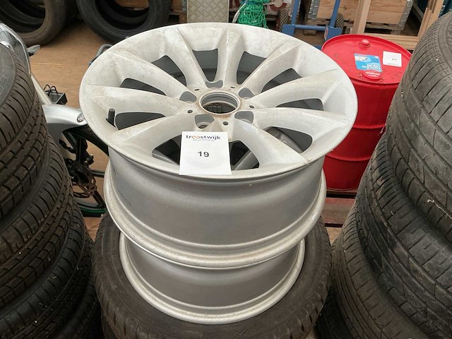 Band continetal 255/40r17 bmw 2 x velg met band + 2 x velg - afbeelding 1 van  1
