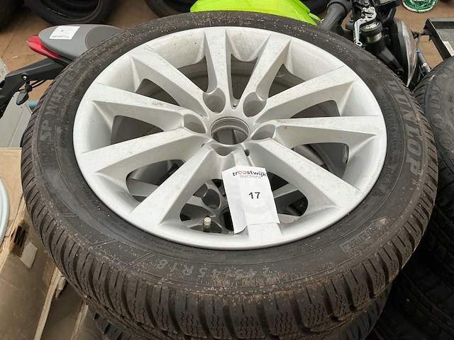 Band dunlop 245/45r18 bmw velg met band (4x) - afbeelding 1 van  2