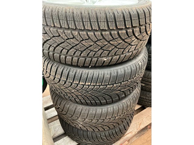 Band dunlop 245/45r18 bmw velg met band (4x) - afbeelding 2 van  2