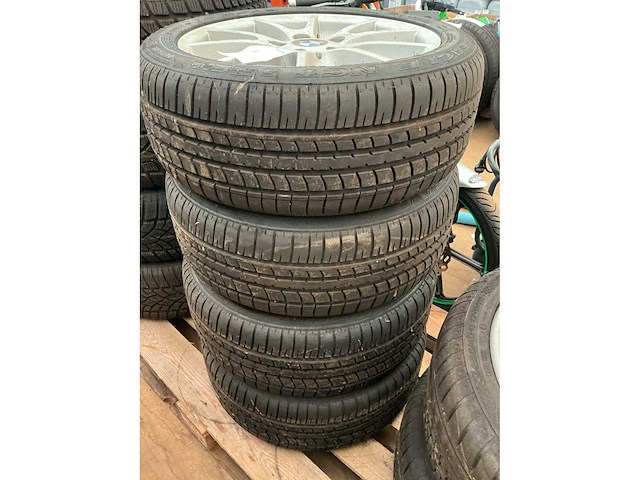 Band goodyear205/50r17 bmw velg met band (4x) - afbeelding 2 van  2