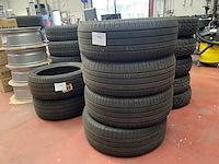 Banden 4 stuks pirelli - afbeelding 1 van  5