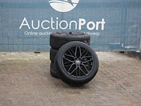 Banden dunlop 245/45r18 102v met velg audi 4 stuks (marge) - afbeelding 1 van  1