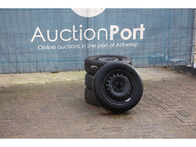 Banden kormoran 185/65 r 15 92 v met velg 4 stuks (marge) - afbeelding 1 van  1