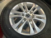 Banden michelin met velg mercedes sprinter 235/60r17c autobanden en velg - afbeelding 6 van  9