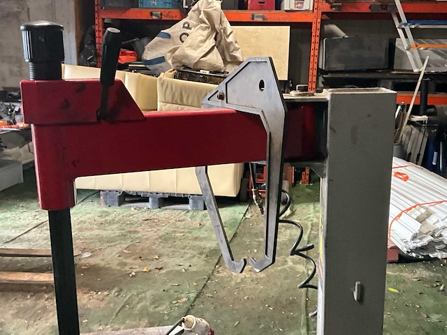 Banden montage en demontage wisselaarmachine - afbeelding 10 van  14