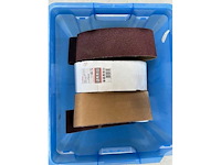 Banden schuurpapier - various contractor materials - afbeelding 1 van  1