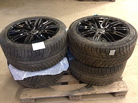 Banden, wielen en velgen - afbeelding 1 van  4