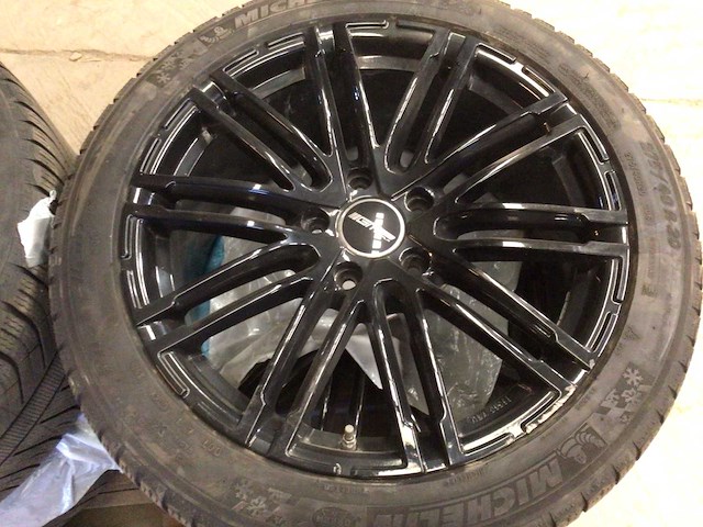 Banden, wielen en velgen - afbeelding 2 van  4