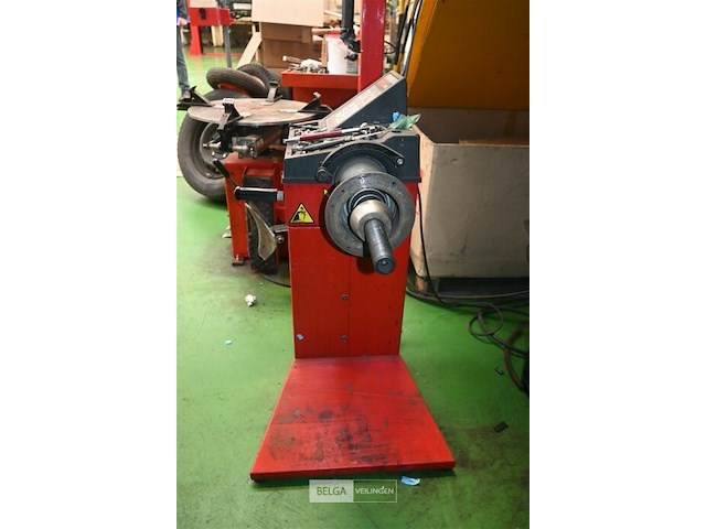 Bandenbalanceermachine corghi em 43 - afbeelding 2 van  6