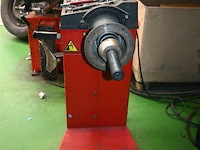 Bandenbalanceermachine corghi em 43 - afbeelding 2 van  6