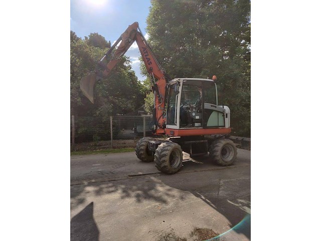 Bandenkraan schaeff-terex 23m/705m - afbeelding 1 van  1