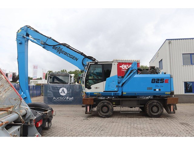 Bandenkraan sennebogen 825e diesel 129kw 2018 - afbeelding 1 van  1