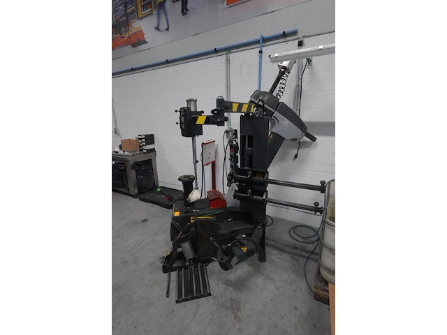 Bandenmonteermachine beissbarth - afbeelding 7 van  14