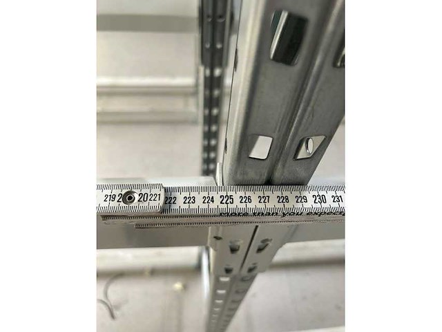 Bandenrek 81 lopende meter - afbeelding 4 van  7
