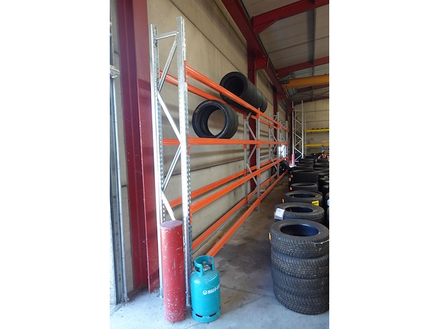 Bandenrek - afbeelding 3 van  3