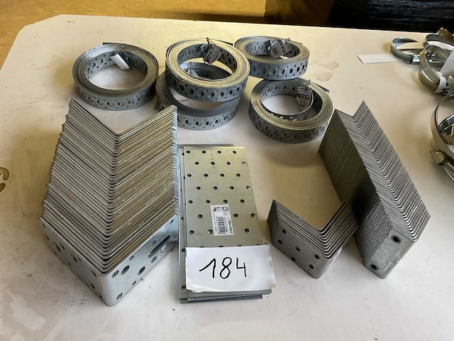 Bandijzer en houtverbindingen - afbeelding 1 van  8